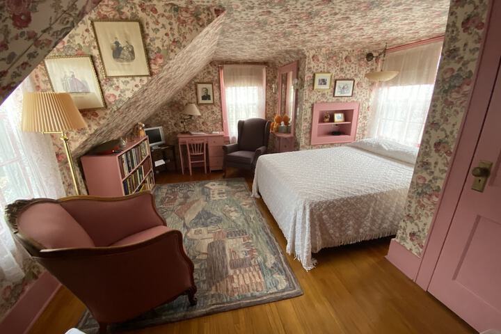 Room 14 of 60