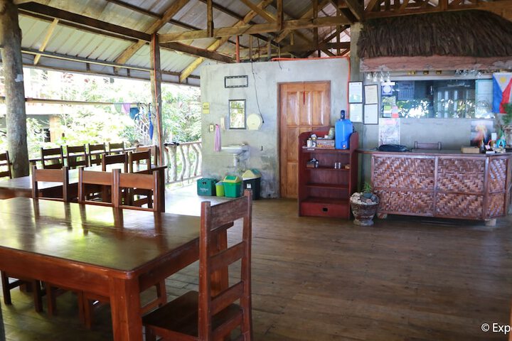 Dining 14 of 22