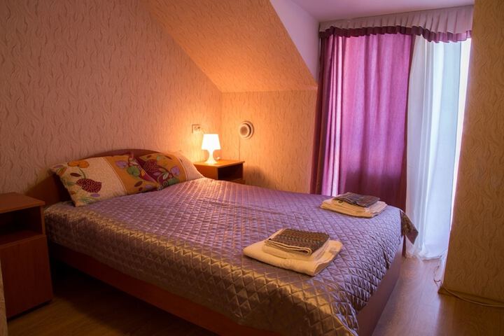 Room 6 of 69