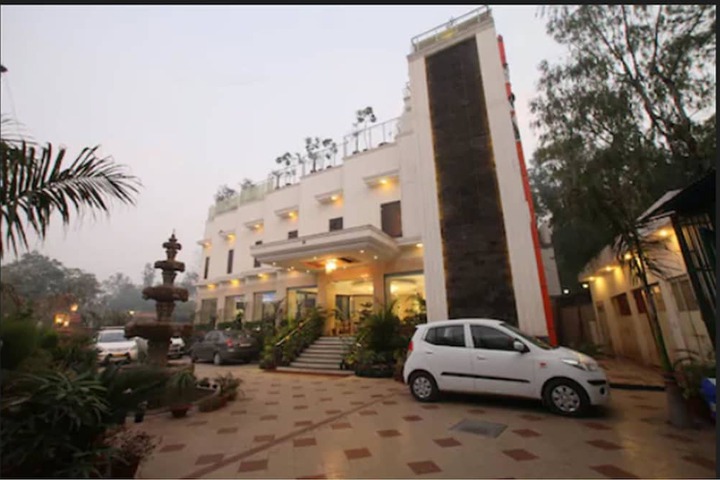 Hotel 18 of 18