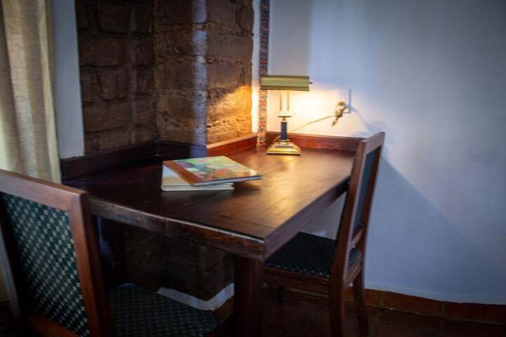 Room 13 of 41