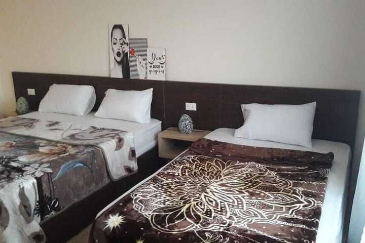 Room 3 of 70