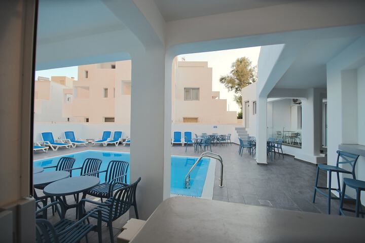 Hotel 142 of 158