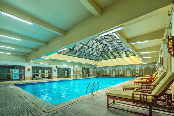 Hotel with Pool