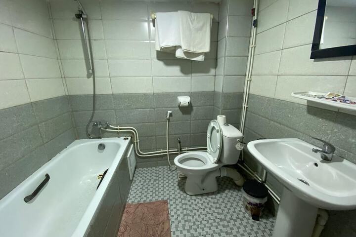 Room 9 of 21