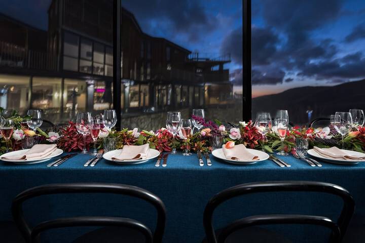 Dining 16 of 20