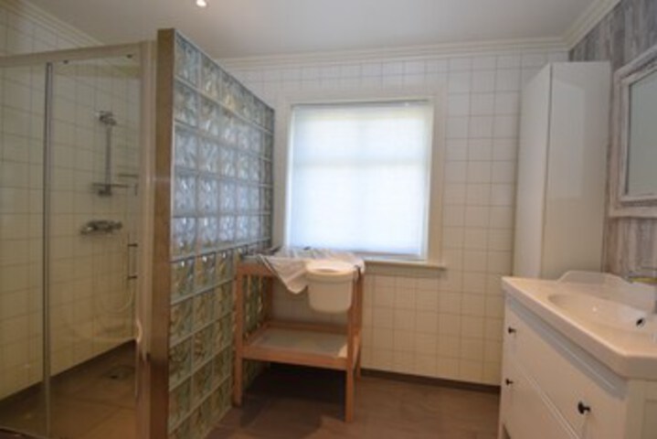 Room 3 of 13