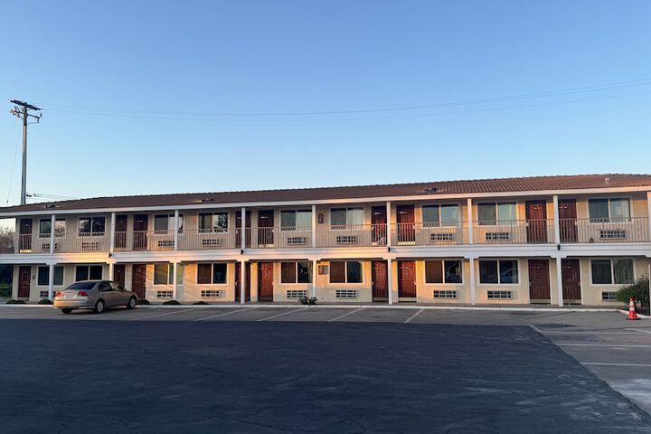 Hotel 17 of 17