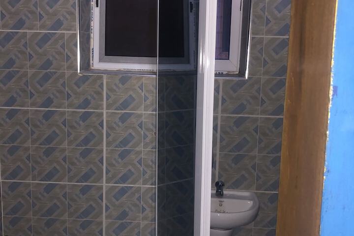 Room 9 of 21