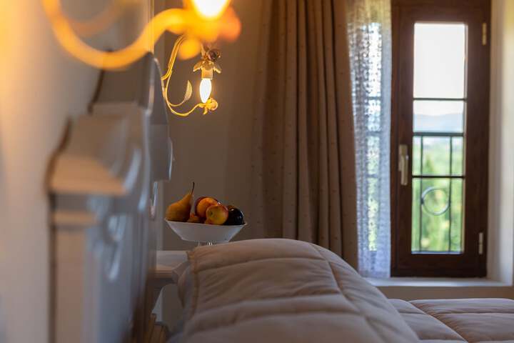 Room 8 of 28