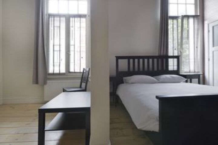 Room 58 of 168