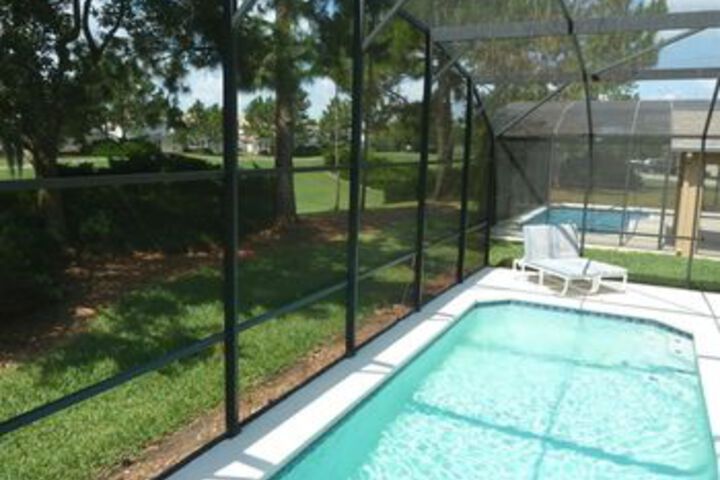 Pool 10 of 12