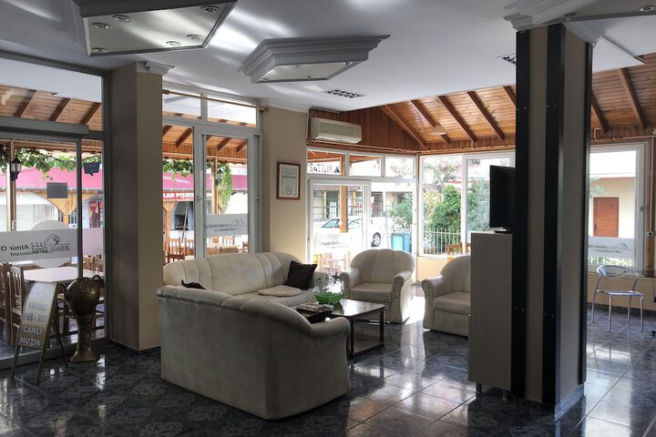 Hotel Interior 4 of 40