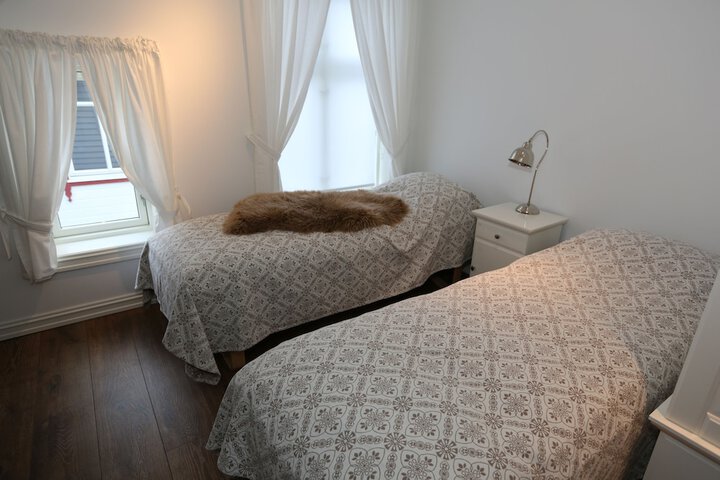 Room 14 of 83