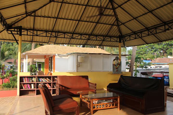 Guest Lobby