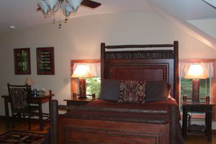 Room 8 of 19