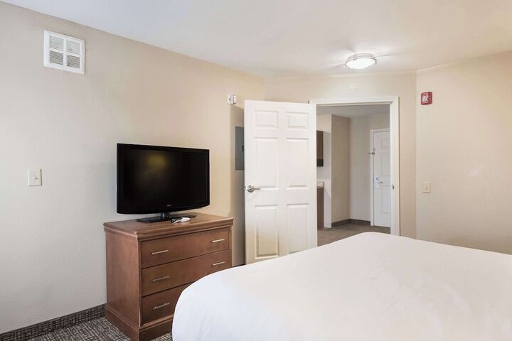 Standard | King Bed (19 of 22)