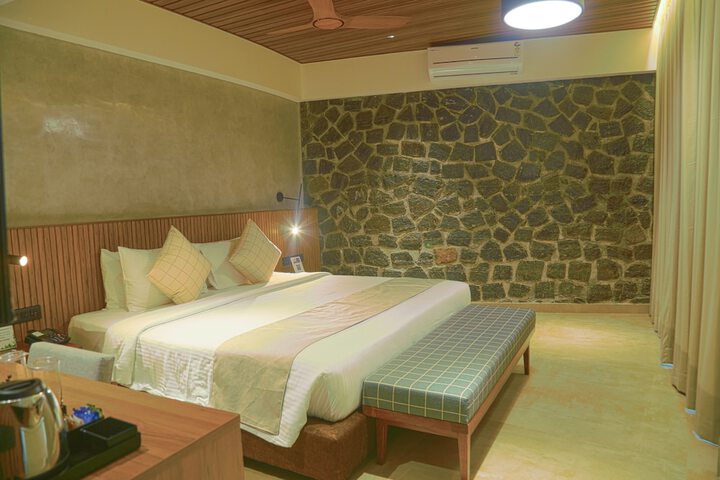 Room 14 of 51