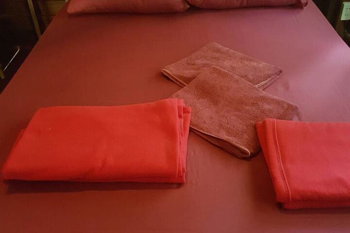 Room 3 of 34