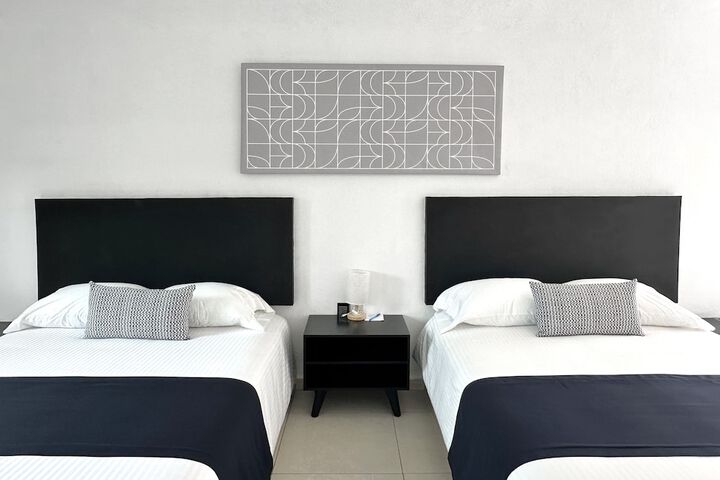Room 6 of 20