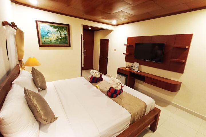 Room 27 of 110