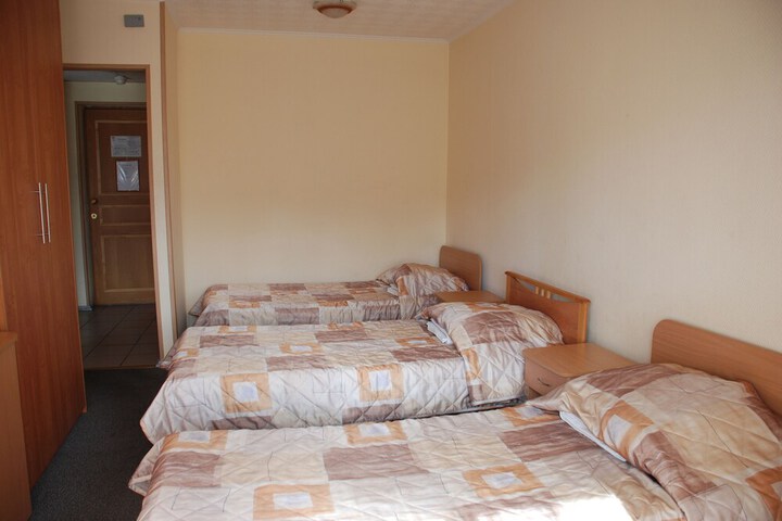 Room 3 of 35