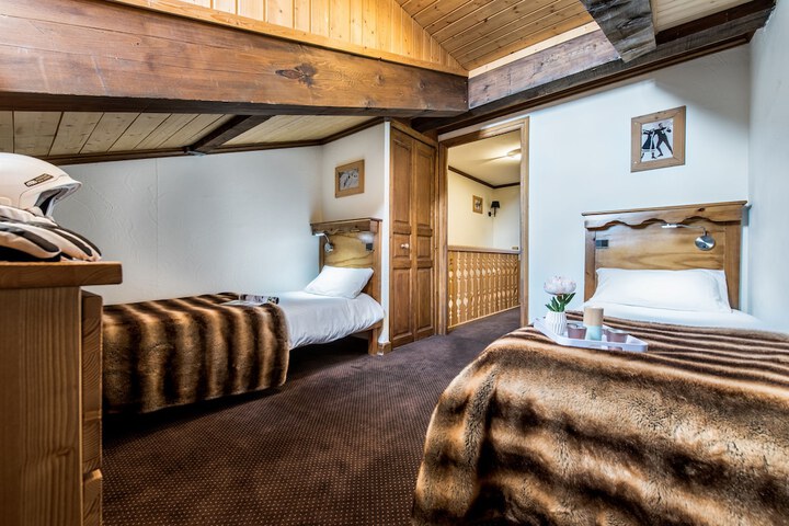 Room 21 of 60