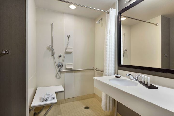 Bathroom shower