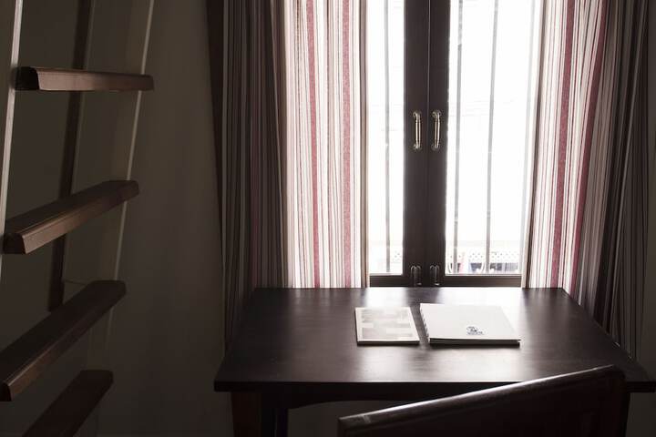 Room 20 of 51