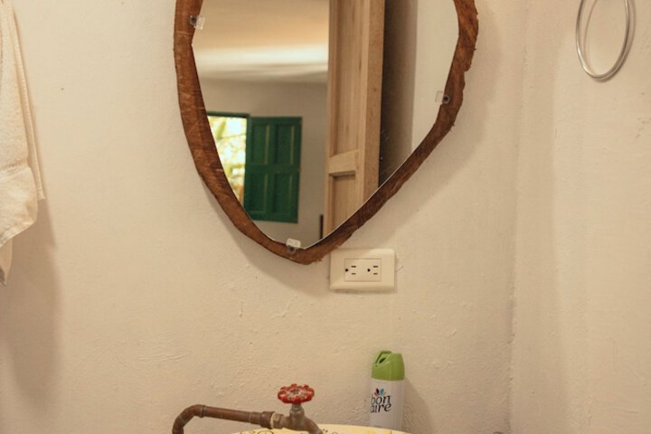 Room 17 of 53