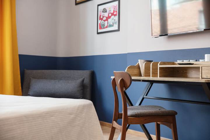 Room 15 of 112