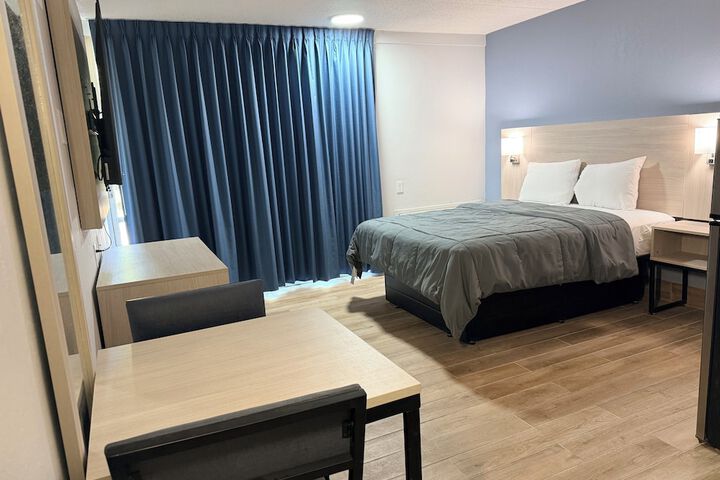 Room 14 of 29