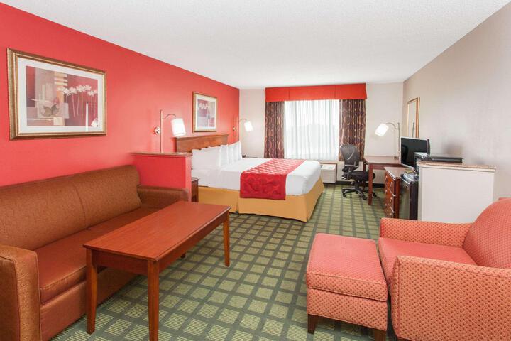 1 King Bed (24 of 26)