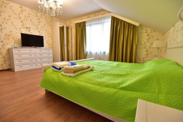 Room 15 of 47