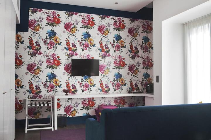 Room 46 of 105