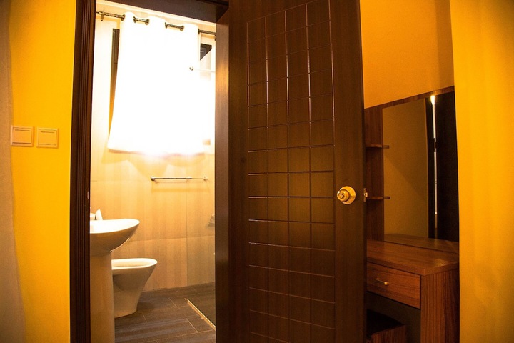 Room 26 of 105
