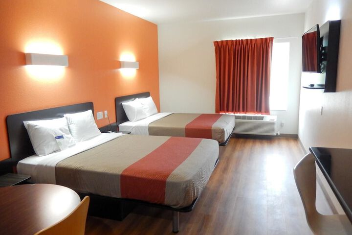 Room 17 of 59