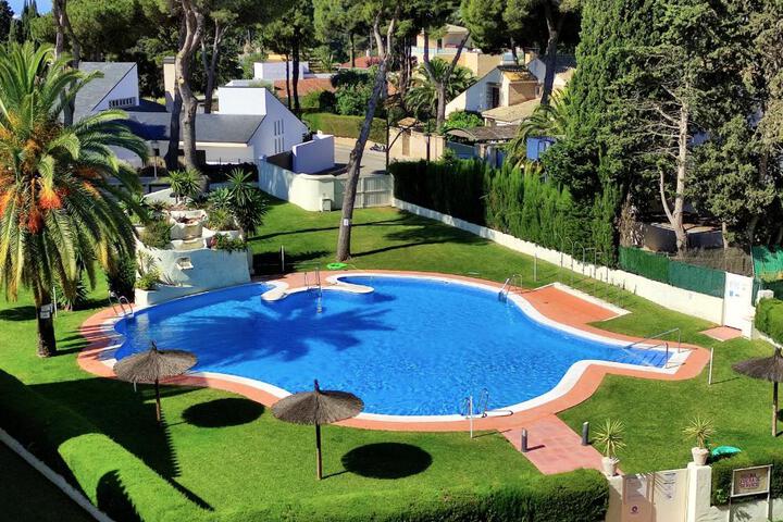 Pool 19 of 23