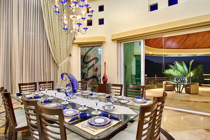 Dining 221 of 336