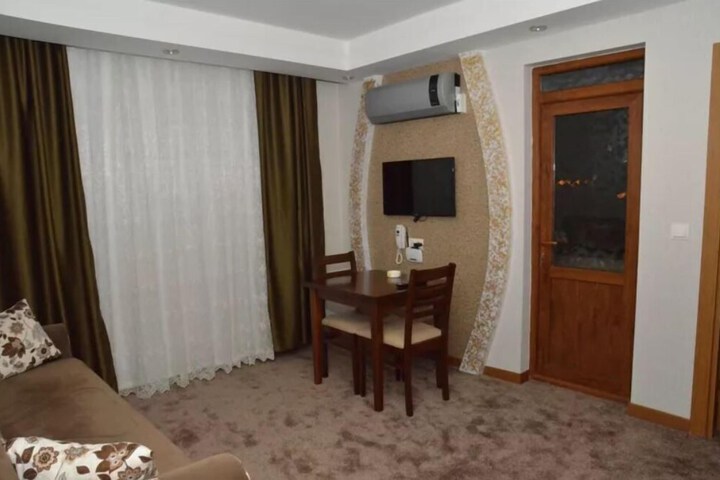 Room 14 of 19