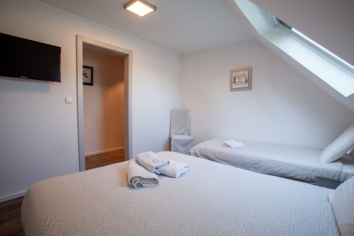 Room 9 of 56