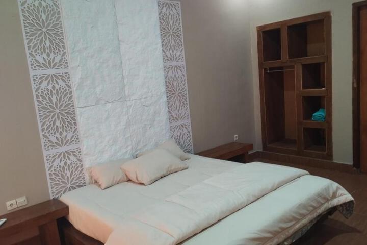 Senaru Lodge
