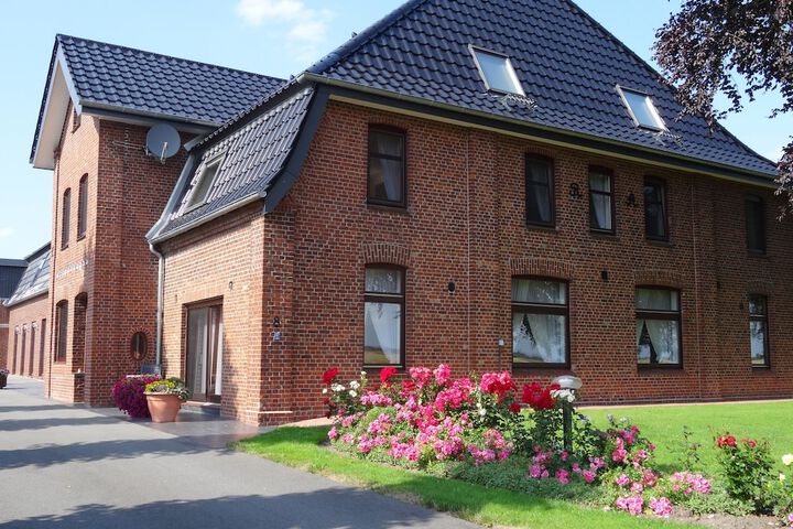 Apartment Ahsbahs Suite near Airport
