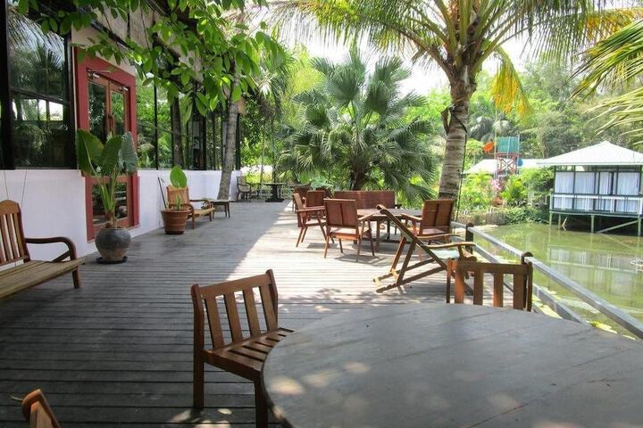 Dining Photos
