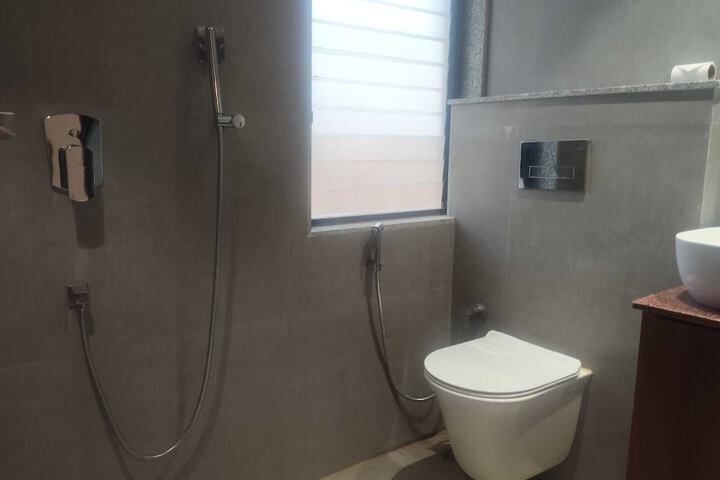 Room 26 of 34
