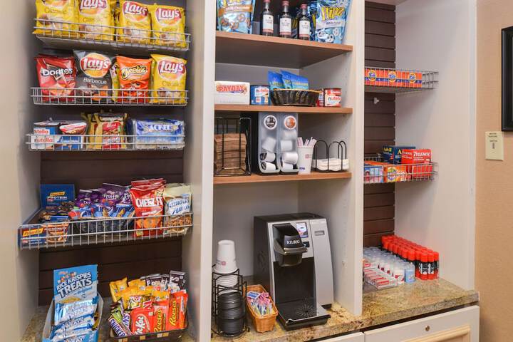 Snack bar