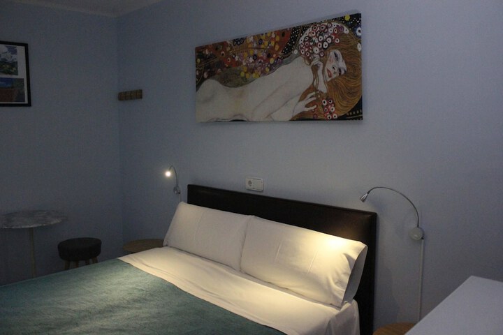 Room 14 of 63