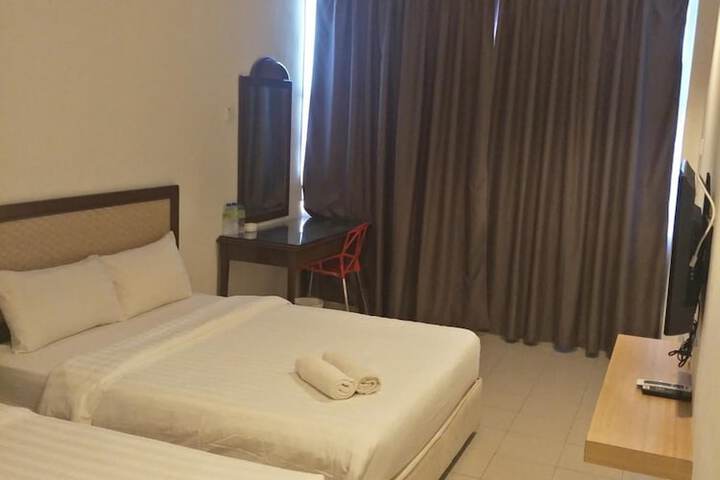 Room 19 of 41