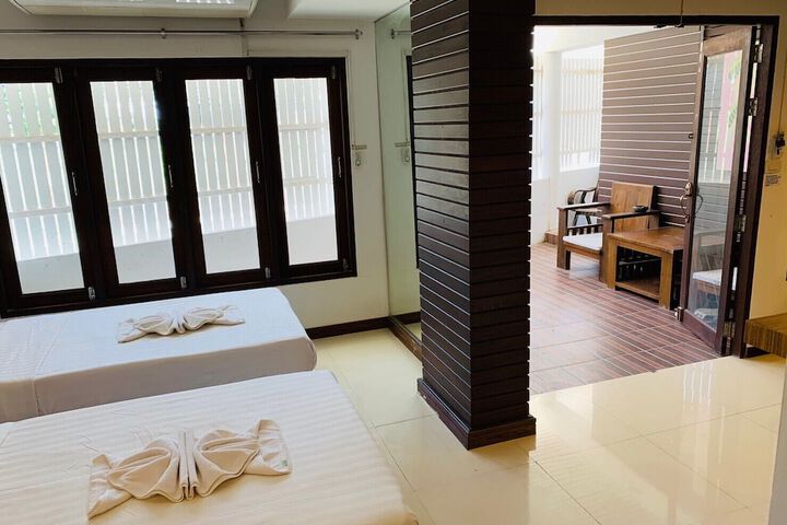 Room 20 of 93