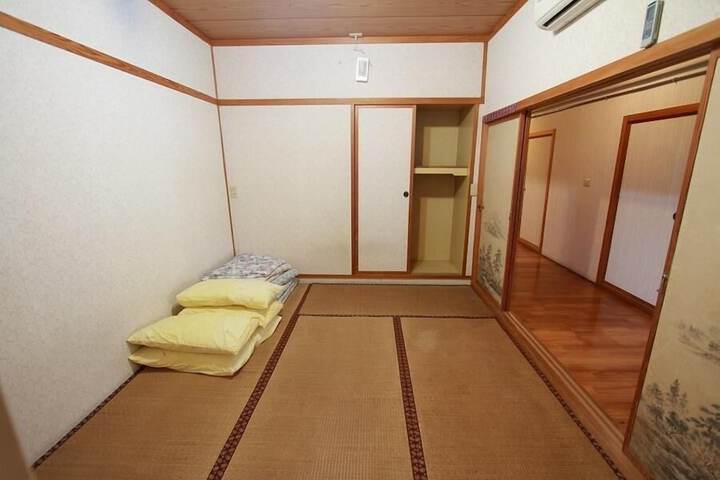 Room 14 of 41